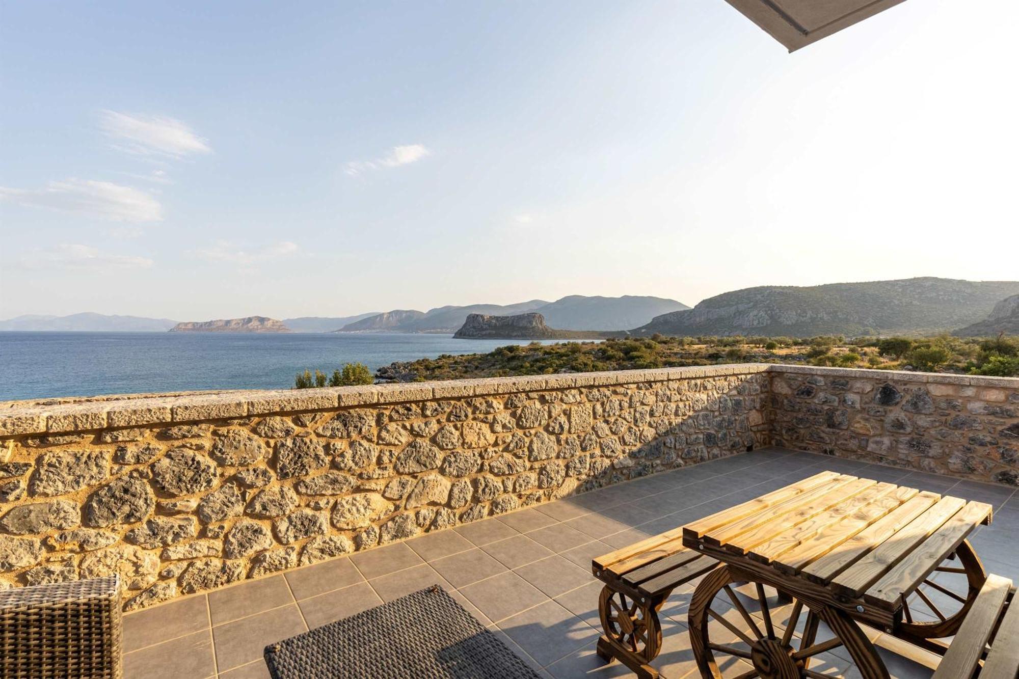 Katerina'S Villas - Monemvasia Beachfront Stone Paradise 외부 사진